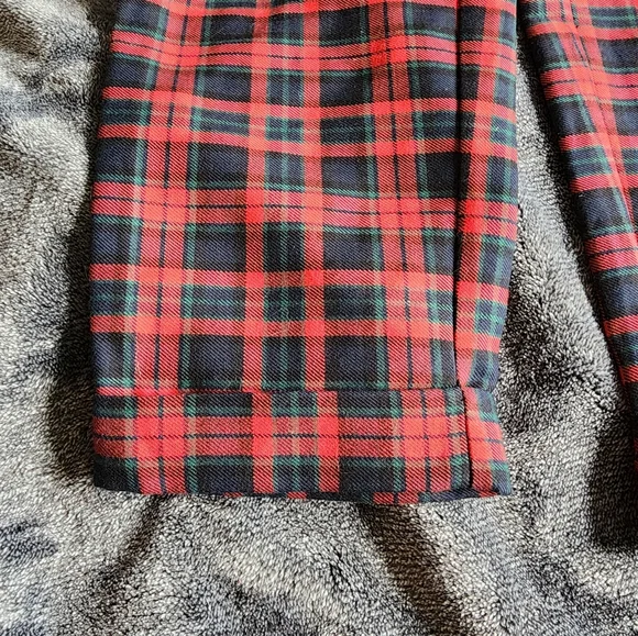 H&M L.O.G.G. Black, Red, & Green Plaid Pants - Picture 4 of 9